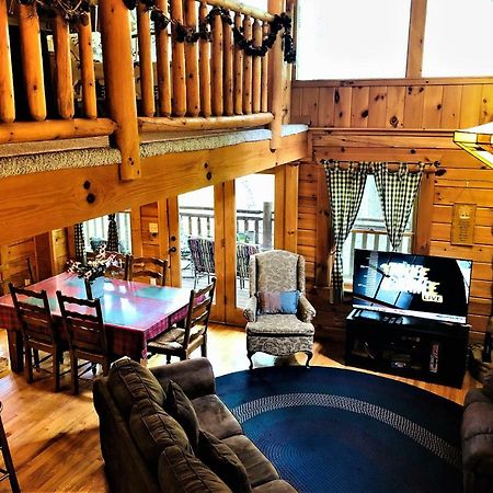 Bear Pleasures Cabin Villa Gatlinburg Ngoại thất bức ảnh